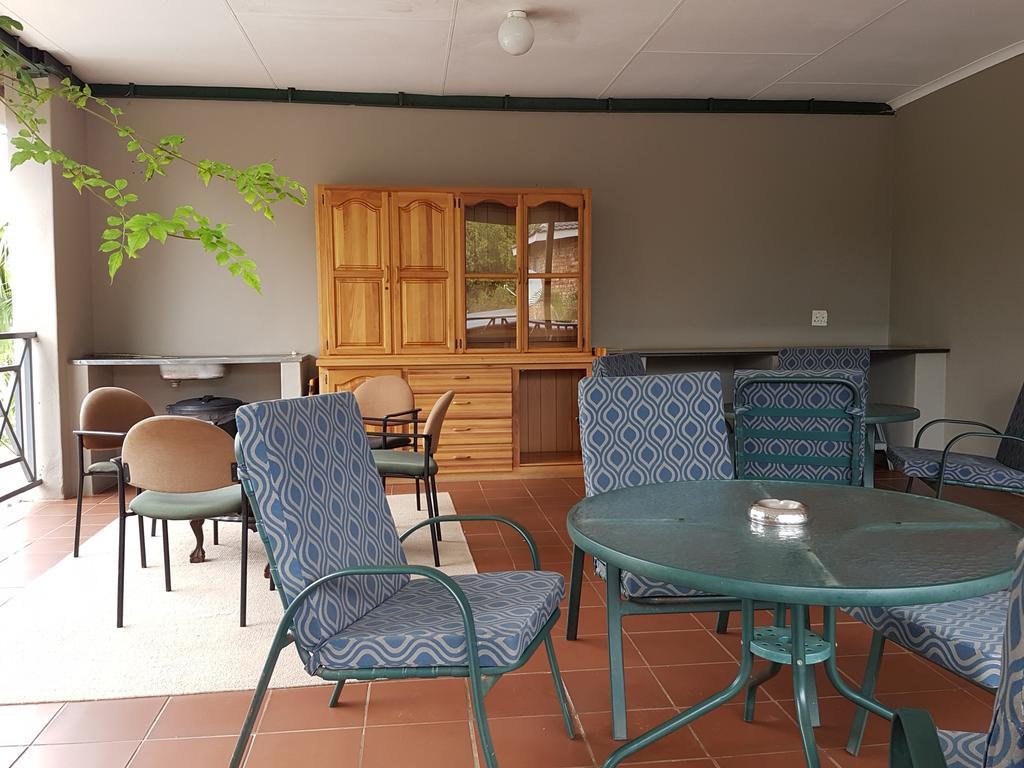 Loerie Guesthouse Hoedspruit Exterior photo